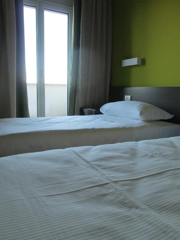 Hotel Valeria Villa Opicina Habitación foto